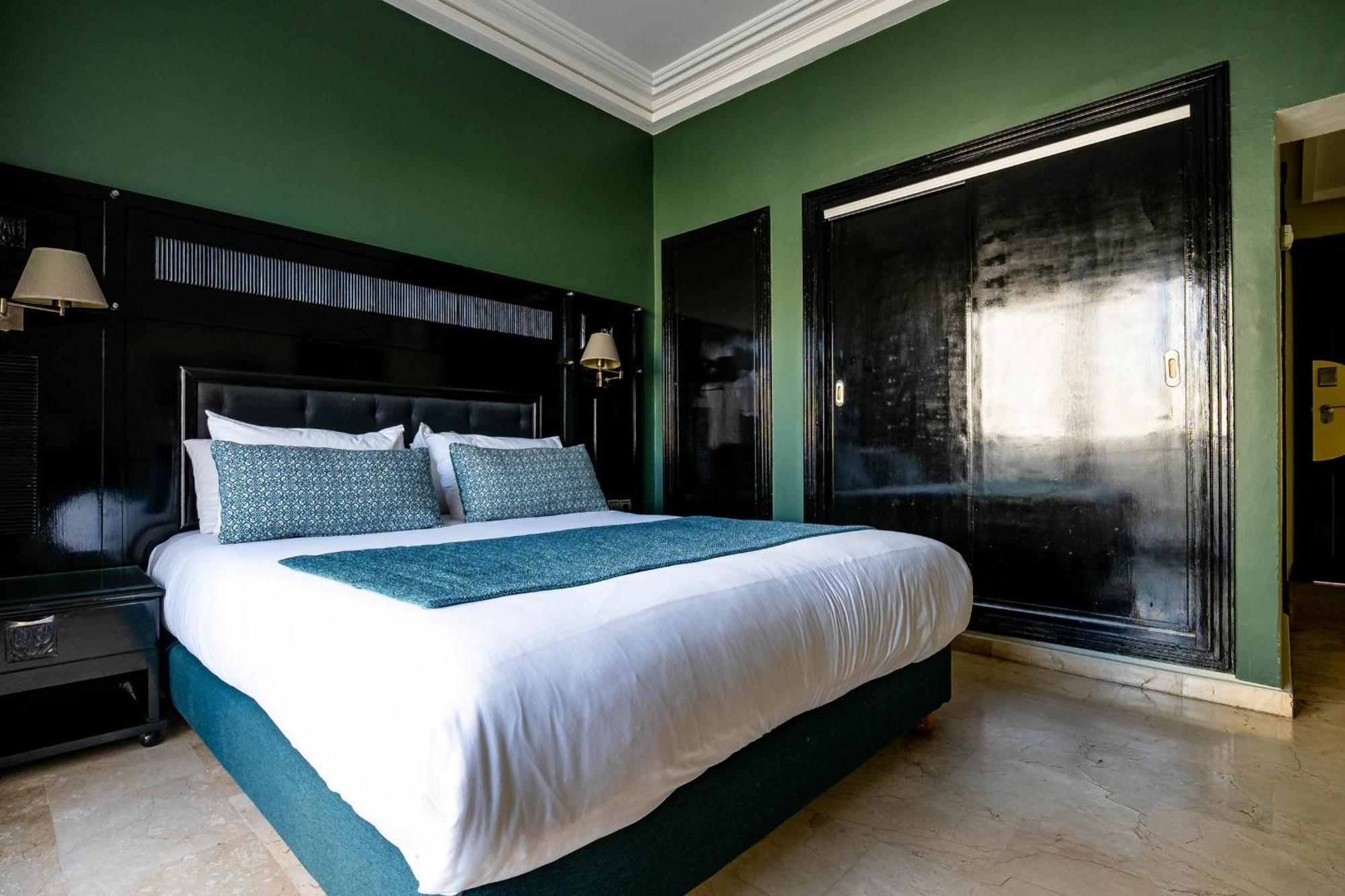 Diwan & Hotel 4*